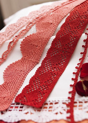 Bobbin lace