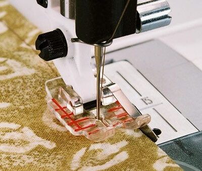 Piedino trasparente per quilt con guida laterale