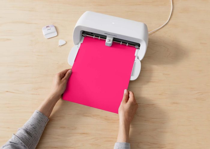 Cricut joy xtra smart iron-on collezione glow sticks 3 fogli 24,1cmx30,5cm - immagine 5