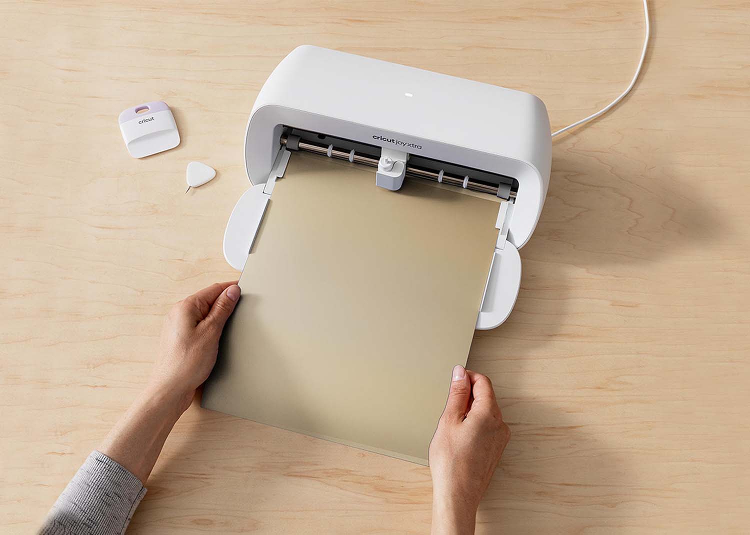 Cricut joy xtra smart iron-on oro 24,1cmx61cm - immagine 5