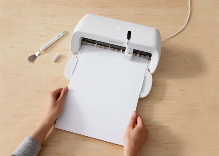 Cricut joy xtra vinile scrivibile permanente bianco 3 pezzi 24,1cmx33cm - immagine 3