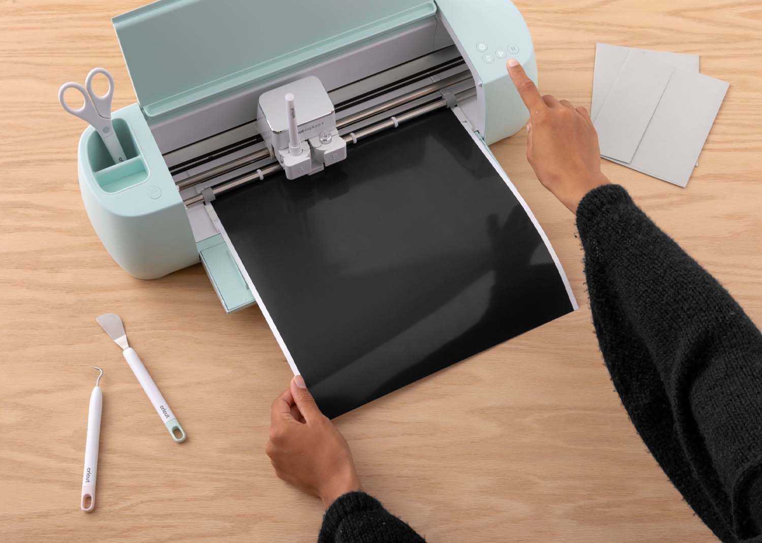 Cricut vinile scrivibile removibile nero 33cmx91,4cm - immagine 5