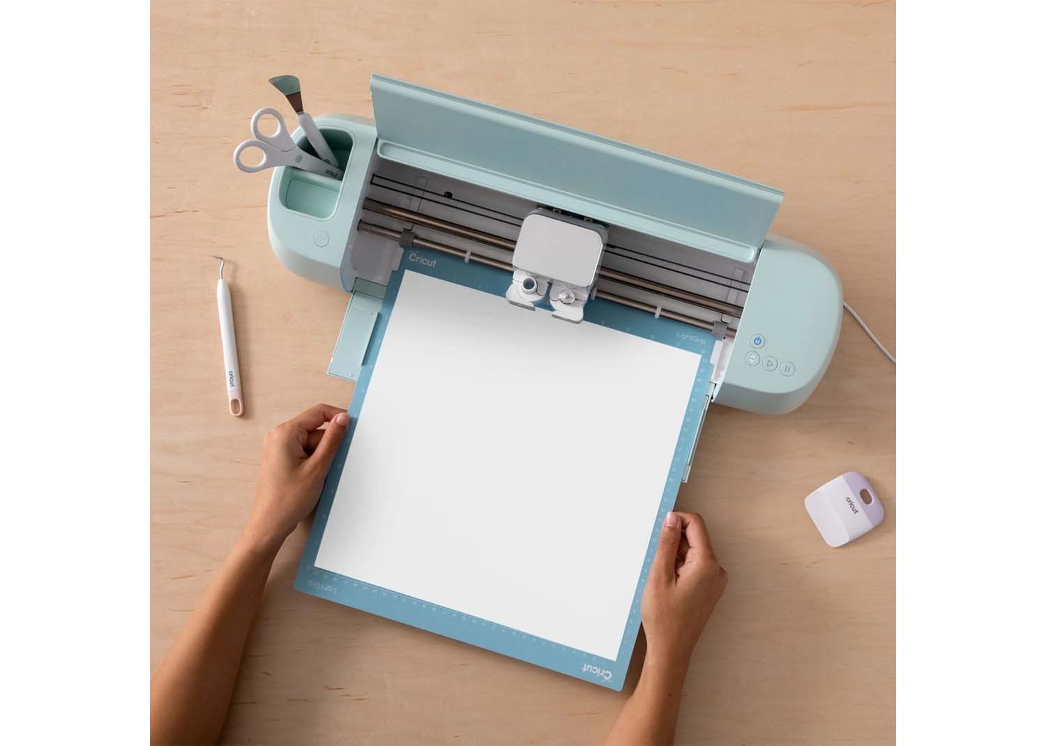 Cricut termoadesivo cambia colore con i raggi uv bianco-giallo 30,5cmx48,2cm - immagine 4