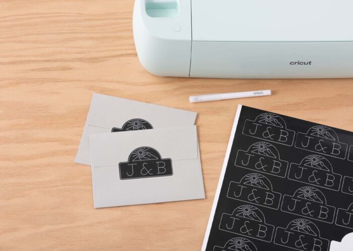 Cricut vinile scrivibile permanente nero 33cmx90cm - immagine 4