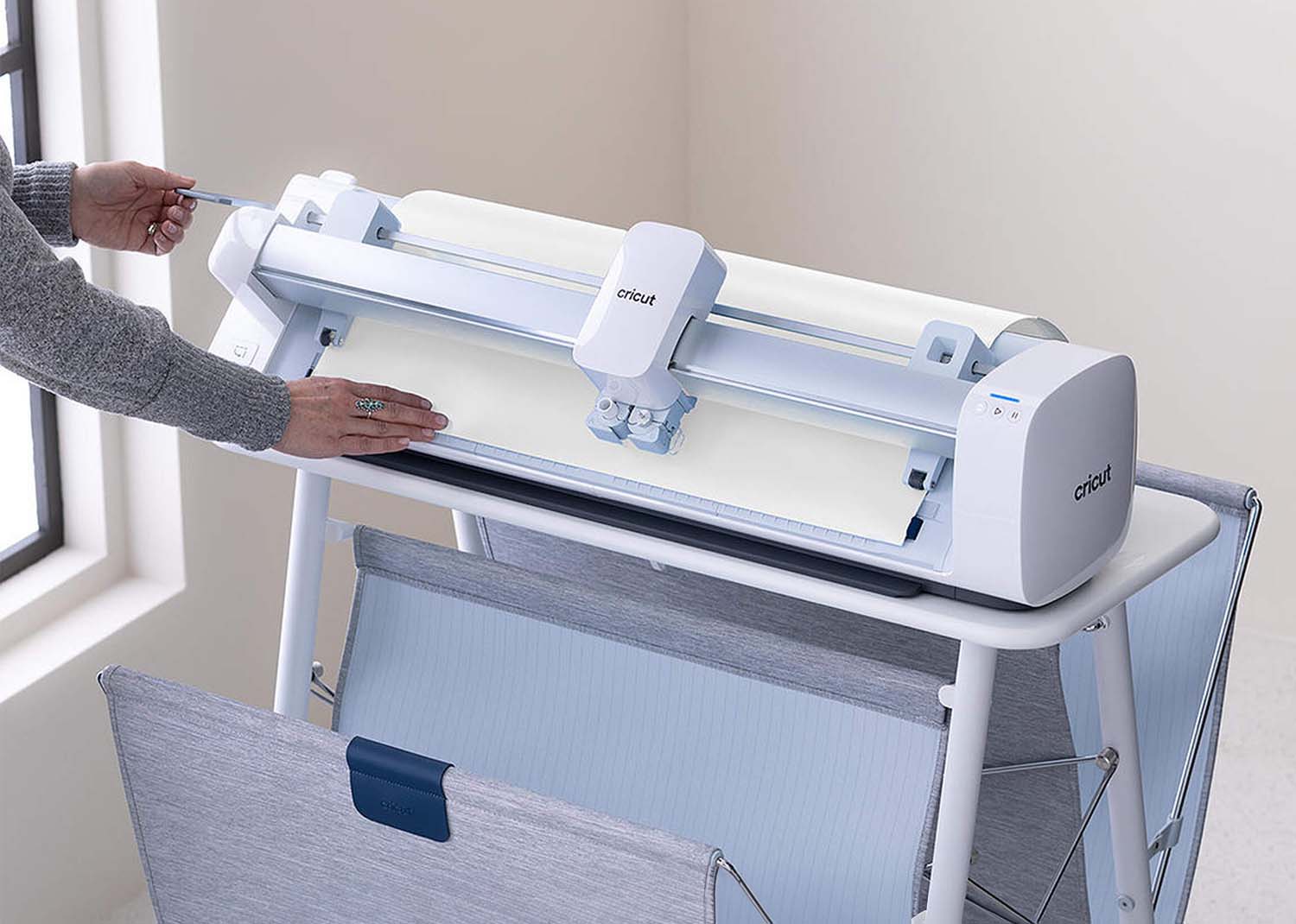 Cr2008992 3 - creattivamente Cricut venture smart iron-on bianco opaco 63,5cmx1,52m - immagine 3